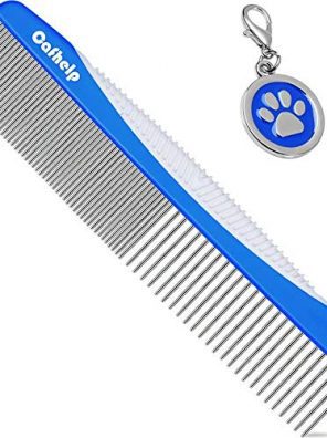 Cat Comb with Rounded and Smooth Ends Removes Tangles and Knots