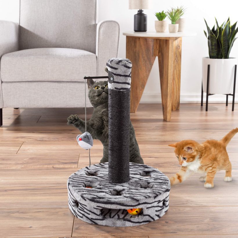 Cat Scratching Post Built-in Rolling Ball